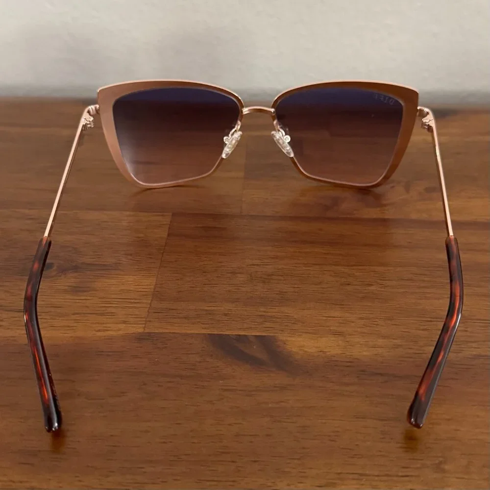 DIFF - Grace Sunglasses in Champagne and Lavender Rose Gradient Lenses - Picture 6 of 9